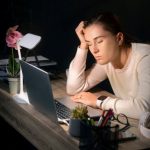 Cara Mengatasi Rasa Kesepian Saat Bekerja Remote Panduan Komprehensif Untuk Kesejahteraan Digital