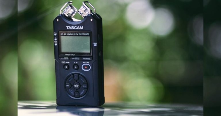 Jelajahi Dunia Rekam Kisahmu Panduan Lengkap Peralatan Podcast Portable Untuk Traveler