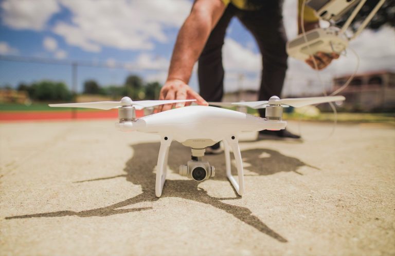 Rekomendasi Drone Ringan Untuk Pemula Traveler Menjelajahi Dunia Dari Perspektif Baru